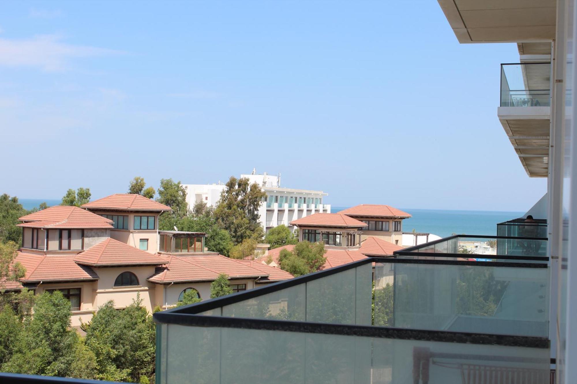 Sea Breeze Resort, Lighthouse2 Seaside * Баку